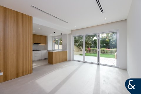 Villa itt: The Springs, Dubai, EAE, 3 hálószoba, 157 m², azonosító: 671452 - fénykép 1