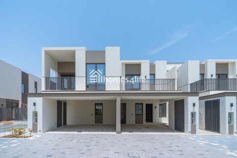 خانه شهری در Tilal Al Ghaf، Dubai ، امارات متحده عربی 3 خوابه ، 140 متر مربع. شماره 692755