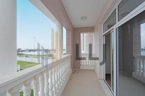 Vila v Abu Dhabi, SAE 5 ložnice, 805.5 m² Č.: 574790 - fotografie 3