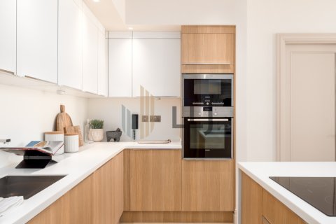 Dvoupatrový byt na Al Maryah Island, Abu Dhabi, SAE 2 ložnice, 177 m² Č.: 574793 - fotografie 13
