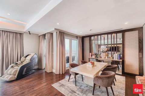 Palm Jumeirah, Dubai, UAE의 임대용 아파트 침실 3개, 376.5제곱미터 번호 700053 - 사진 9