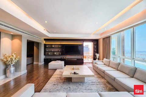 Palm Jumeirah, Dubai, UAE의 임대용 아파트 침실 3개, 376.5제곱미터 번호 700053 - 사진 12