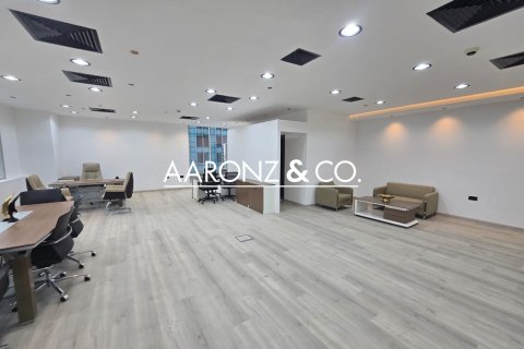 Üürile anda kontor asukohaga Business Bay, Dubai, AÜE: 108 m² Nr 693680 - pilt 10