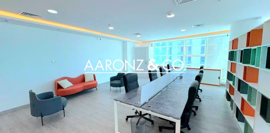 Kontor asukohaga Business Bay, Dubai, AÜE: 139 m² Nr 693683