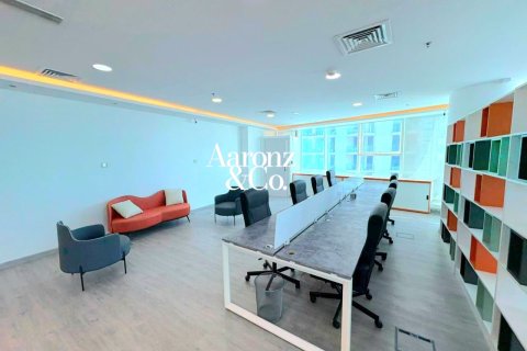Zyrë në Business Bay, Dubai, Emiratet e Bashkuara Arabe 139 m2. № 693683 - Foto 4
