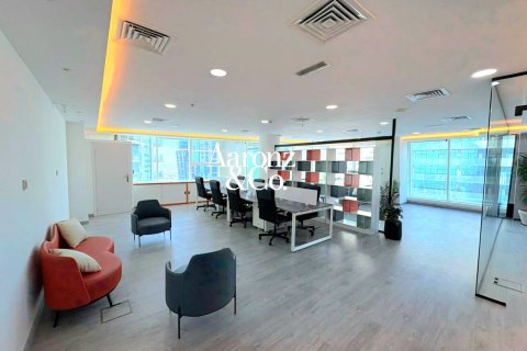 Zyrë në Business Bay, Dubai, Emiratet e Bashkuara Arabe 139 m2. № 693683 - Foto 5