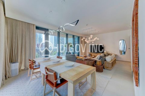 Apartment in Downtown Dubai (Downtown Burj Dubai), Dubai, UAE 2 bedrooms, 161 sq.m. № 613926 - photo 2