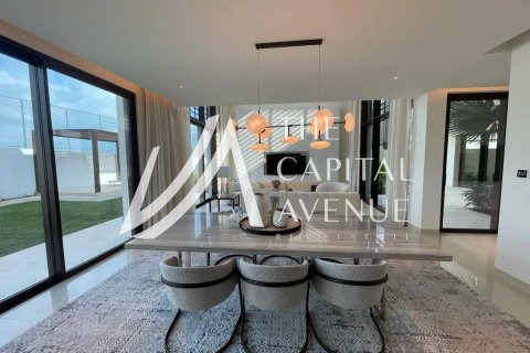 Villa te koop in Saadiyat Island, Abu Dhabi, VAE 4 slaapkamers, 720 vr.m., nr 737288 - foto 3