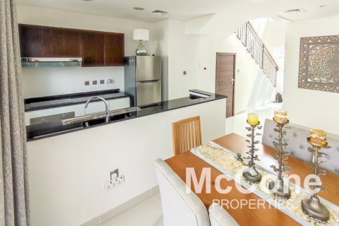 Řadový dům v Dubai, SAE 4 ložnice, 222.13 m² Č.: 587399 - fotografie 5