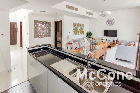 Řadový dům v Dubai, SAE 4 ložnice, 222.13 m² Č.: 587399 - fotografie 6