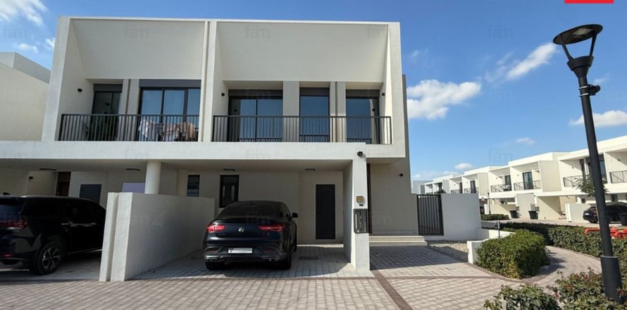 خانه شهری در Town Square، Dubai ، امارات متحده عربی 4 خوابه ، 253.6 متر مربع.  شماره 655909