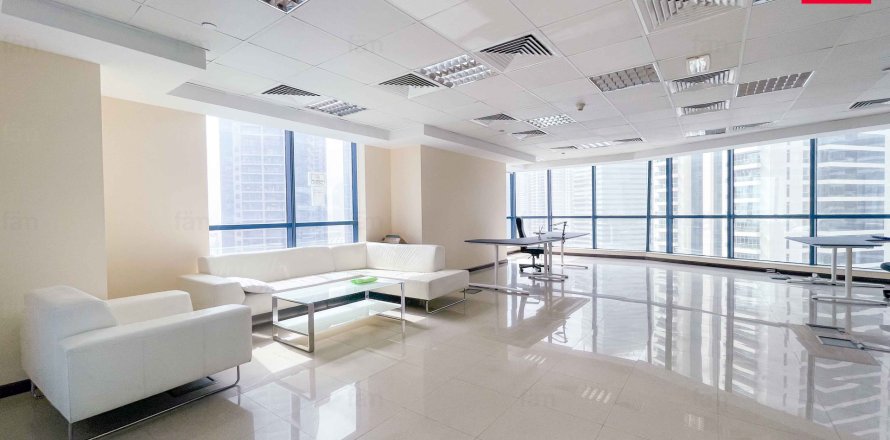 Zyrë në Dubai, Emiratet e Bashkuara Arabe 84.1 m2. № 655905