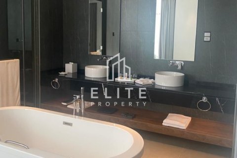 Apartment in Dubai, UAE 31 sq.m. № 619943 - photo 11