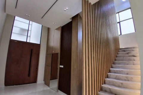 Komerční nemovitost v Al Shamkha, Abu Dhabi, SAE 5 ložnice, 501 m² Č.: 594117 - fotografie 8