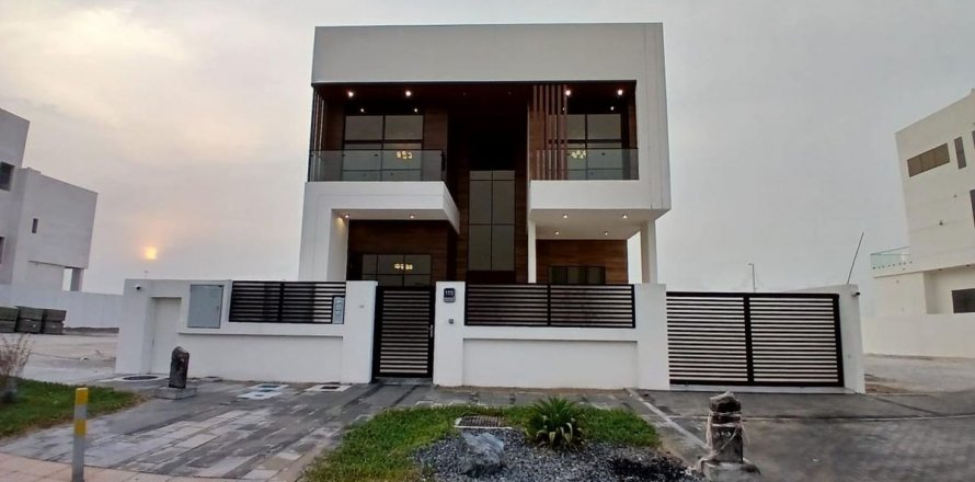 Komerční nemovitost v Al Shamkha, Abu Dhabi, SAE 5 ložnice, 501 m² Č.: 594117