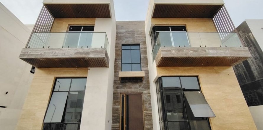 Komerční nemovitost v Al Shamkha, Abu Dhabi, SAE 6 ložnice, 468 m² Č.: 594115