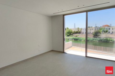 Villa zur Miete in Jumeirah Park, Dubai, VAE 5 Schlafzimmer, 707.9 m2 Nr. 717895 - Foto 3