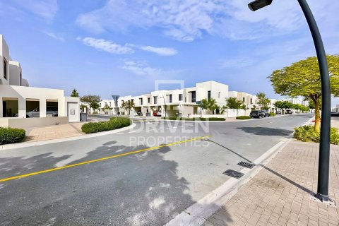 Townhouse sa Town Square, Dubai, UAE 3 silid-tulugan, 207 sq.m. № 655154 - larawan 25