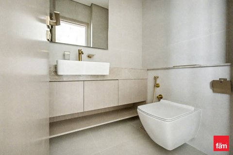 Пәтер Дубай, БАӘ-да 1 жатын бөлме, 73.9 м² № 661866 - фото 10