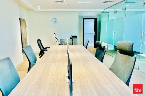 Офис Аль-Барша, Дубай, БАӘ-да 66.1 м² № 661868 - фото 2