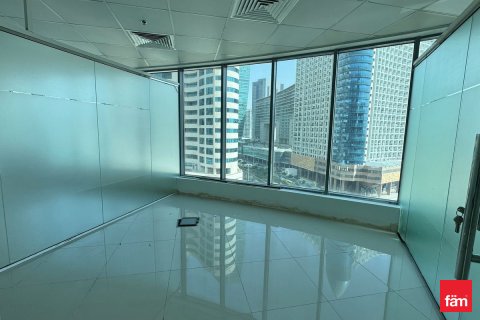 Zyrë në Business Bay, Dubai, Emiratet e Bashkuara Arabe 90.2 m2. № 661870 - Foto 12