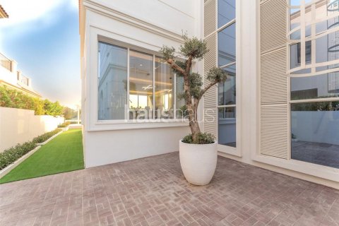 Vila v Jumeirah Golf Estates, Dubai, SAE 6 ložnice, 1003 m² Č.: 625254 - fotografie 24