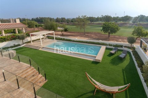 Vila v Jumeirah Golf Estates, Dubai, SAE 6 ložnice, 1003 m² Č.: 625254 - fotografie 1