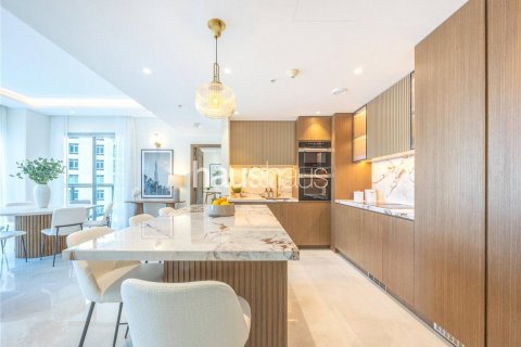Apartment in Downtown Dubai (Downtown Burj Dubai), Dubai, UAE 2 bedrooms, 127 sq.m. № 625298 - photo 24