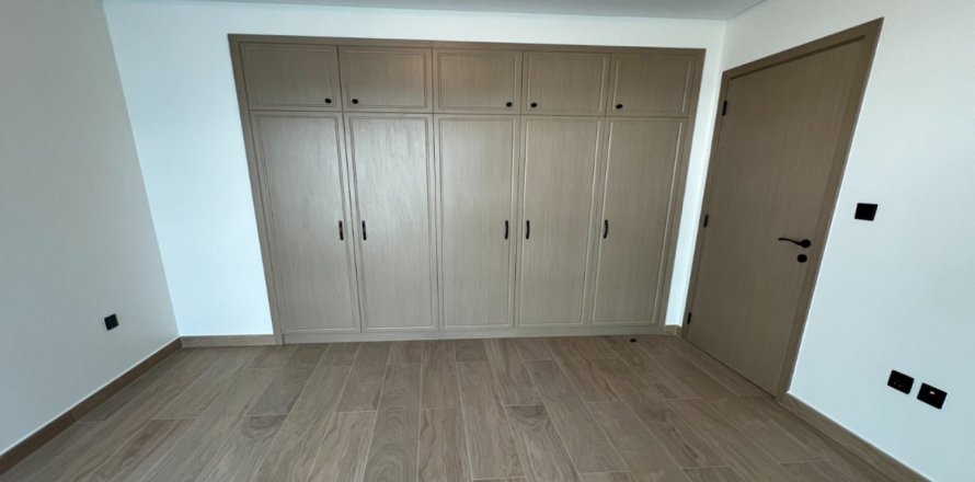 Maison de ville à Damac Lagoons, Dubai, EAU: 5 chambres, 215 m2 № 693910