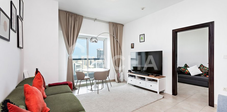 Korter asukohaga Jumeirah Lake Towers, Dubai, AÜE: 1 magamistoaga, 85 m² Nr 740614