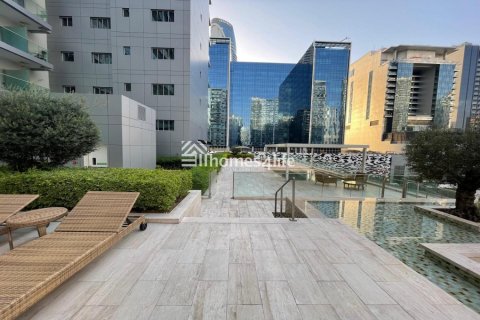 Apartmen di Business Bay, Dubai, UAE 2 bilik tidur, 126 meter persegi № 723299 - foto 7