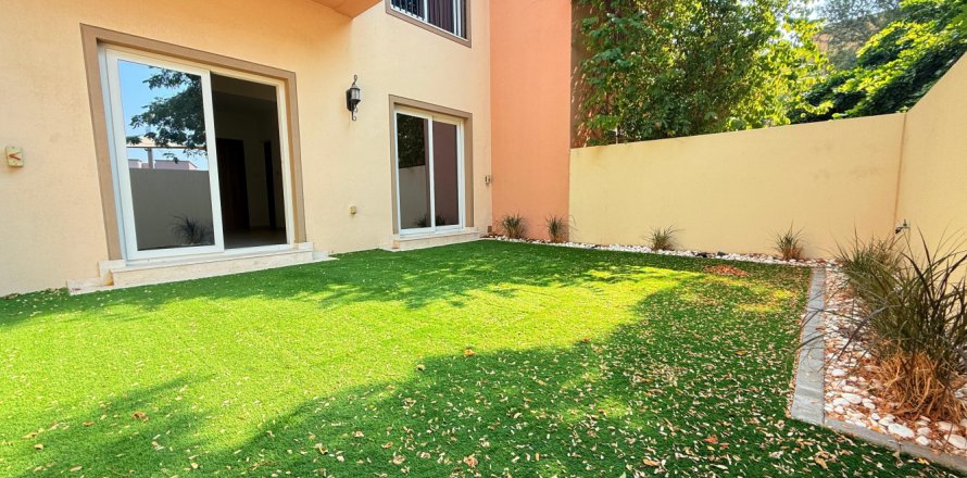 Dubai Land、Dubai、UAEにあるヴィラ 3ベッドルーム、164 m2 No723300