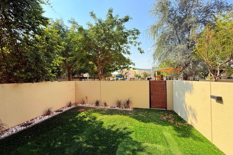 Dubai Land、Dubai、UAE にあるヴィラの賃貸物件 3ベッドルーム、164 m2、No723300 - 写真 2