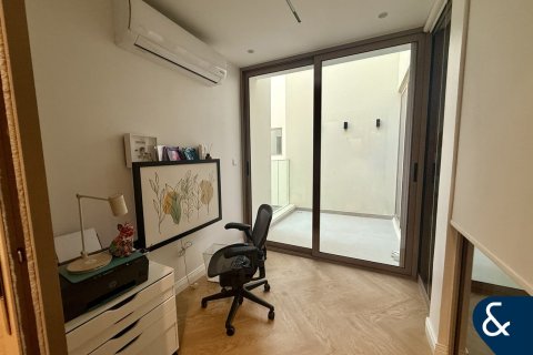 خانه شهری برای فروش در  Al Furjan، Dubai، امارات متحده عربی  3 خوابه ، 303 متر مربع ، شماره 671069 - تصویر 12