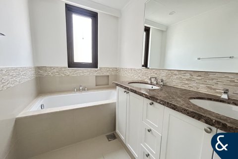 ویلا برای فروش در  Arabian Ranches، Dubai، امارات متحده عربی  4 خوابه ، 324 متر مربع ، شماره 671066 - تصویر 10