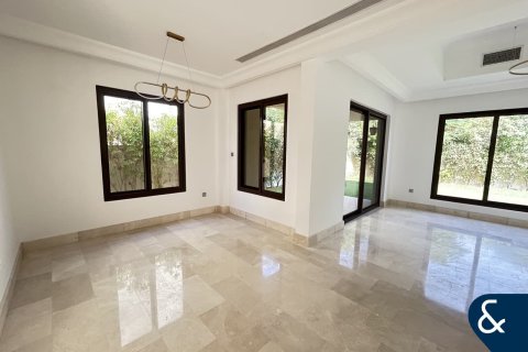 ویلا برای فروش در  Arabian Ranches، Dubai، امارات متحده عربی  4 خوابه ، 324 متر مربع ، شماره 671066 - تصویر 4