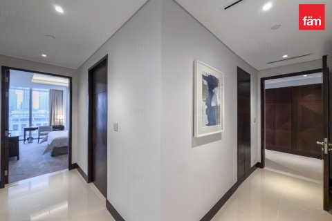 Apartament de vânzare în Downtown Dubai (Downtown Burj Dubai), Dubai, EAU 2 dormitoare, 157.9 mp. №701384 - poză 23