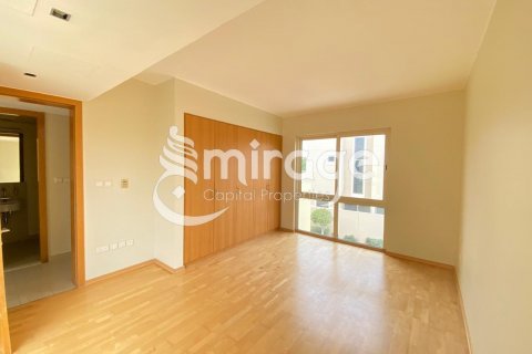 Vila v Al Raha Gardens, Abu Dhabi, SAE 4 ložnice, 402.2 m² Č.: 571776 - fotografie 4
