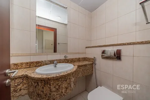 Huoneisto PRINCESS TOWER Dubai Marina, Arabiemiraatit 2 makuuhuonetta, 121 m2 № 650425 - kuva 4