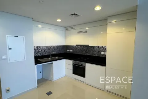 Apartment in AYKON CITY in Sheikh Zayed Road, Dubai, UAE 2 bedrooms, 77 sq.m. № 650423 - photo 3