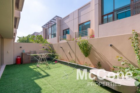 Řadový dům v Meydan, Dubai, SAE 4 ložnice, 218.04 m² Č.: 587313 - fotografie 14