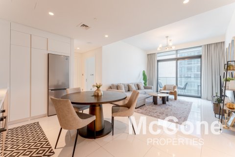 Apartment in Dubai Harbour, Dubai, UAE 1 bedroom, 66.15 sq.m. № 587315 - photo 1