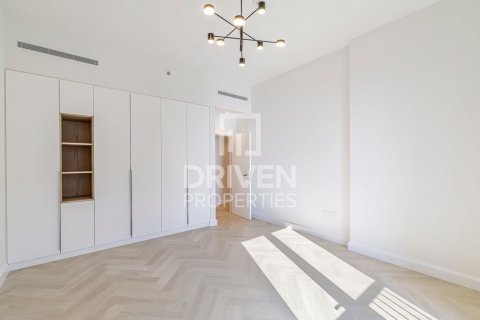 Apartment in Jumeirah, Dubai, UAE 3 bedrooms, 192 sq.m. № 602895 - photo 7