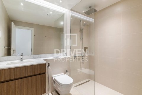 Apartment in Jumeirah, Dubai, UAE 3 bedrooms, 192 sq.m. № 602895 - photo 12
