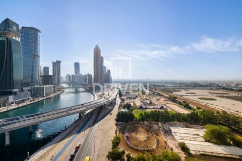 Apartment in Business Bay, Dubai, UAE 1 bedroom, 91 sq.m. № 602899 - photo 1