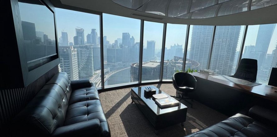 Business Bay, Dubai, UAE의 사무실 70.9제곱미터 번호 652302