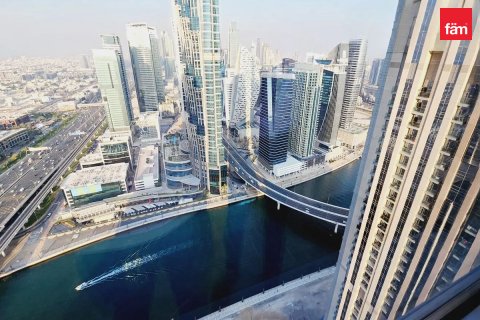 Lägenhet uthyres i Business Bay, Dubai, UAE 3 sovrum, 181.3 kvm Nr. 652318 - fotografi 1