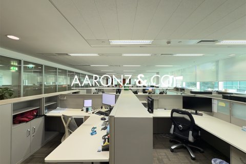 Kancelária v Sheikh Zayed Road, Dubai, SAE 534.4 m2 č. 670699 - Fotografia 1