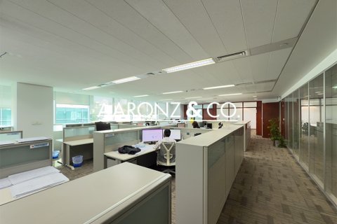 Kancelária v Sheikh Zayed Road, Dubai, SAE 534.4 m2 č. 670699 - Fotografia 2