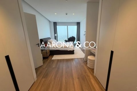 Apartamento en venta en Jumeirah Lake Towers, Dubai, EAU 1 dormitorio, 74 m2 № 670712 - foto 4